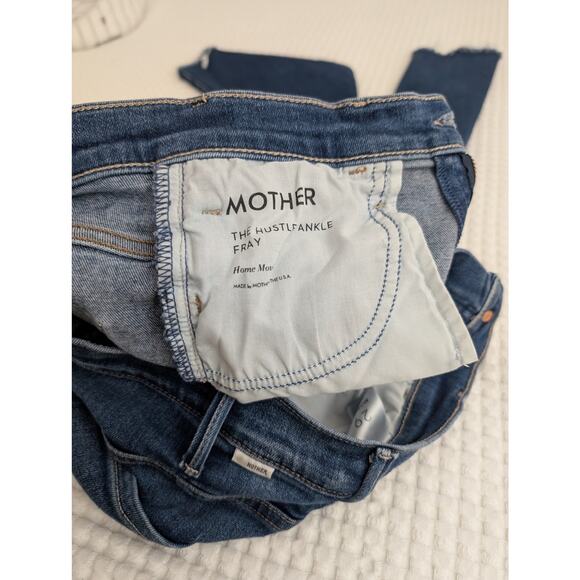 mother the hustler ankle frayed jeans in home movies - flawed - Picture 8 of 16